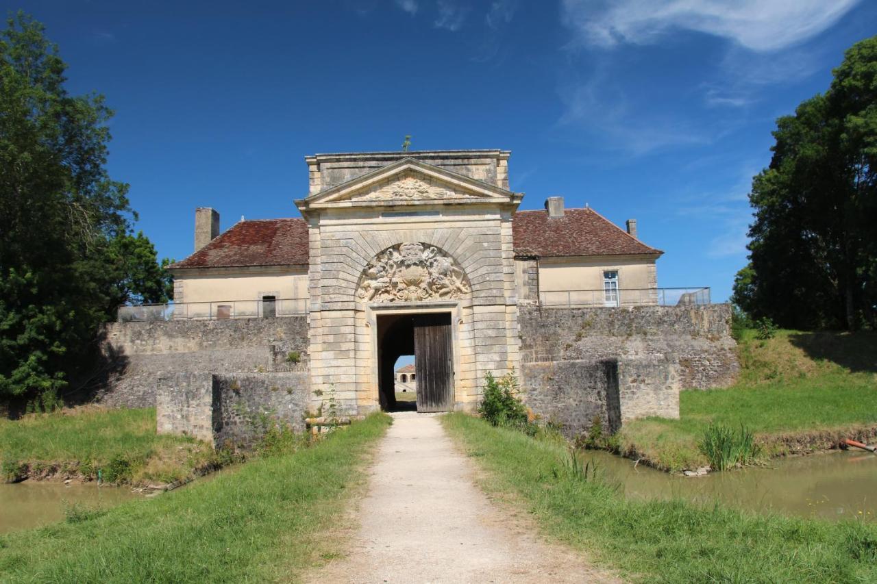 Domaine De Ludeye Hotel Listrac-Médoc Екстериор снимка